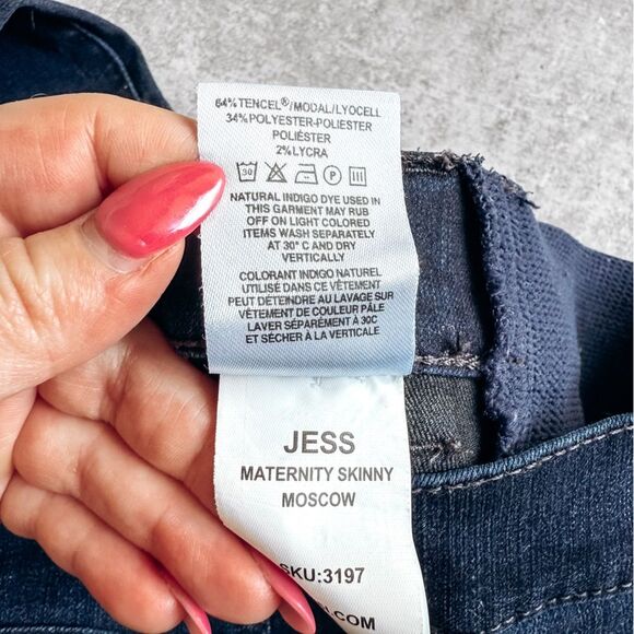 DL1961 Jess Maternity Skinny Dark Wash Jean Size 25 - Picture 8 of 8